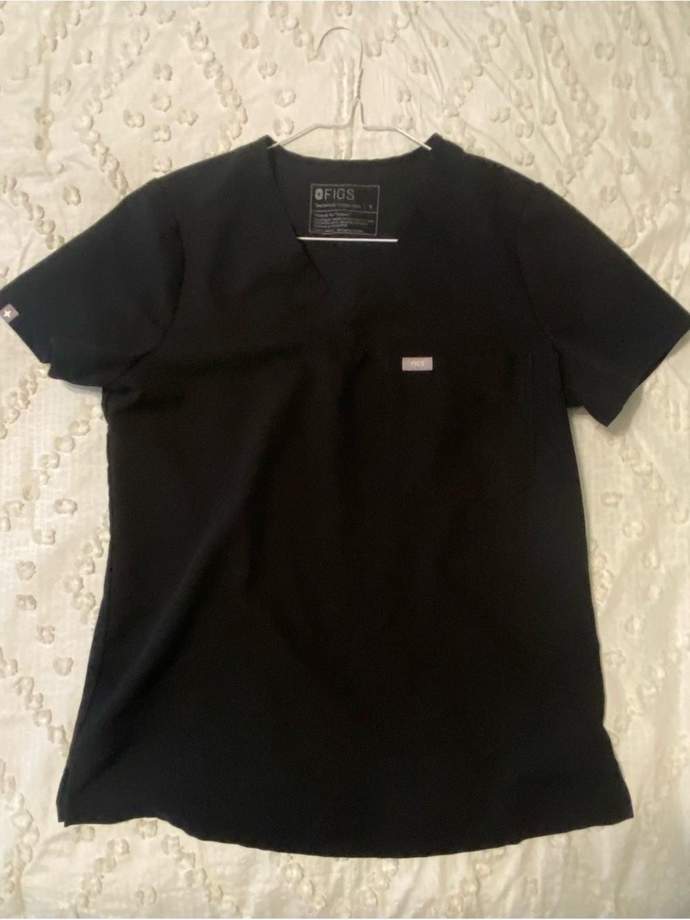 Figs Women’s Black Short-Sleeve V-Neck Scrub Top